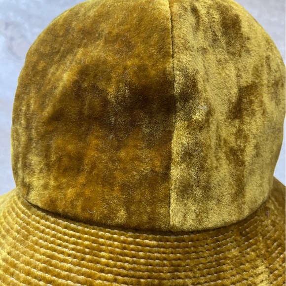 Vintage Hat - Picture 3 of 9